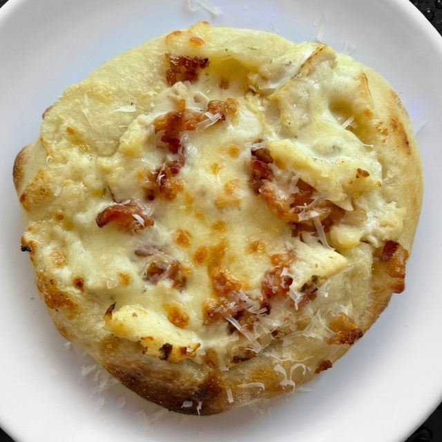 Chicken Bacon Ranch Bialy.